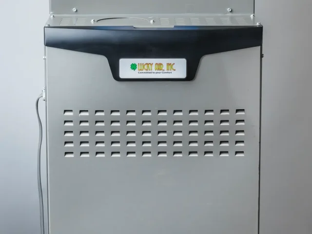 https://luckyairinc.com/wp-content/uploads/2022/11/Furnace-copy-640x480.webp